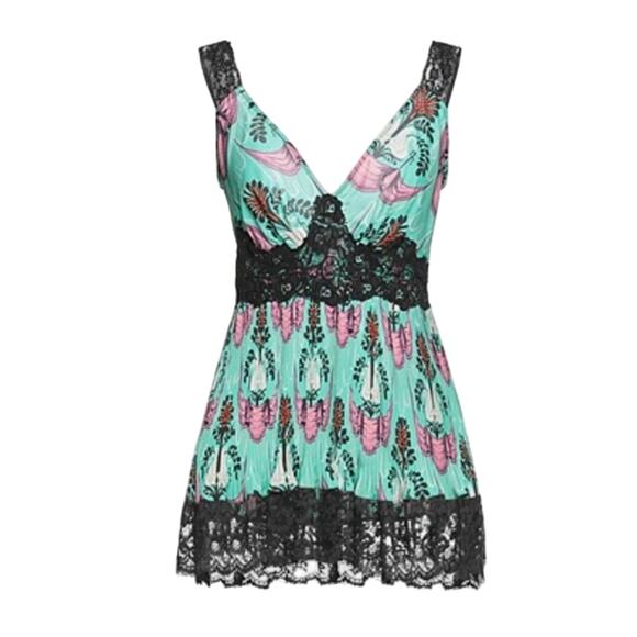 Paco Rabanne light green cami satin with lace details size 6 - Picture 1 of 10